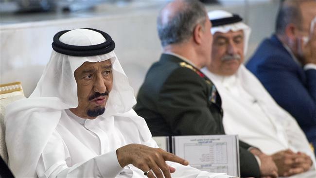 Nobel laureates urge