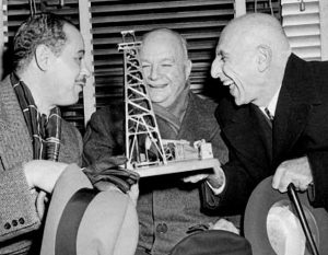 مصدق و آرمانگرایی